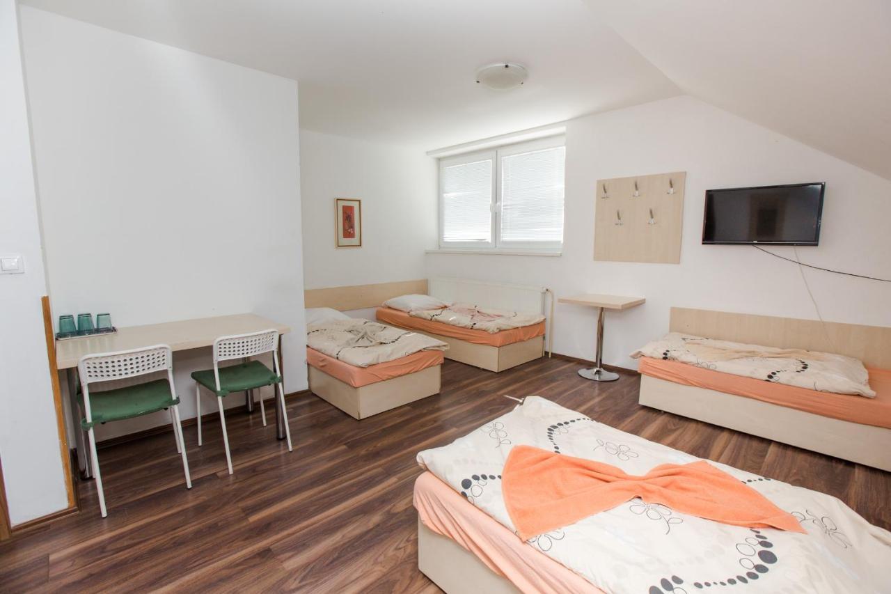 Penzion Hviezda Bratislava Exterior photo